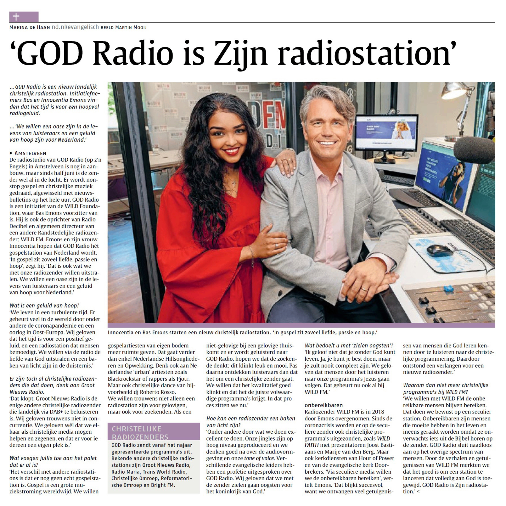 Nederlands Dagblad-artikel: 'GOD Radio is Zijn radiostation' — interview met Bas en Innocentia Emons.